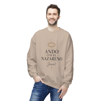 Unisex Midweight Softstyle Fleece Crewneck Sweatshirt - Ando Con El Nazareno - Jesus